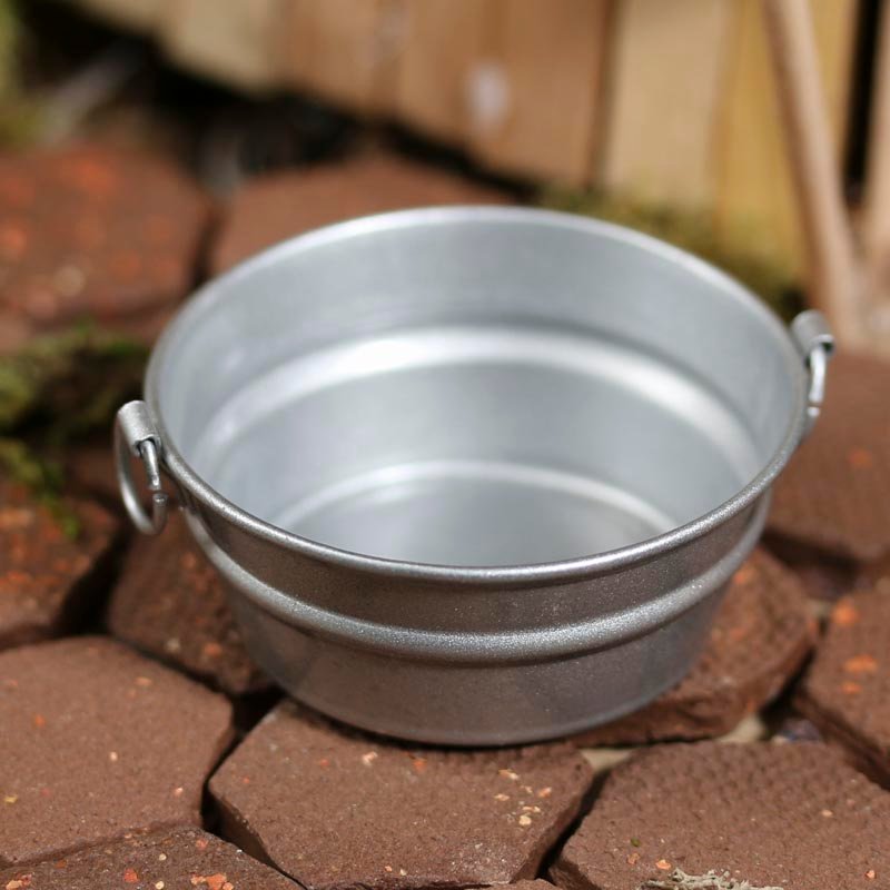 1:12 – 1″ Scale Dollhouse Miniature Wash Tub