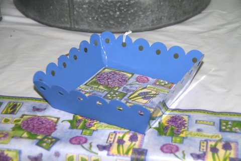 Sky Blue Enamel Scalloped Metal Tray
